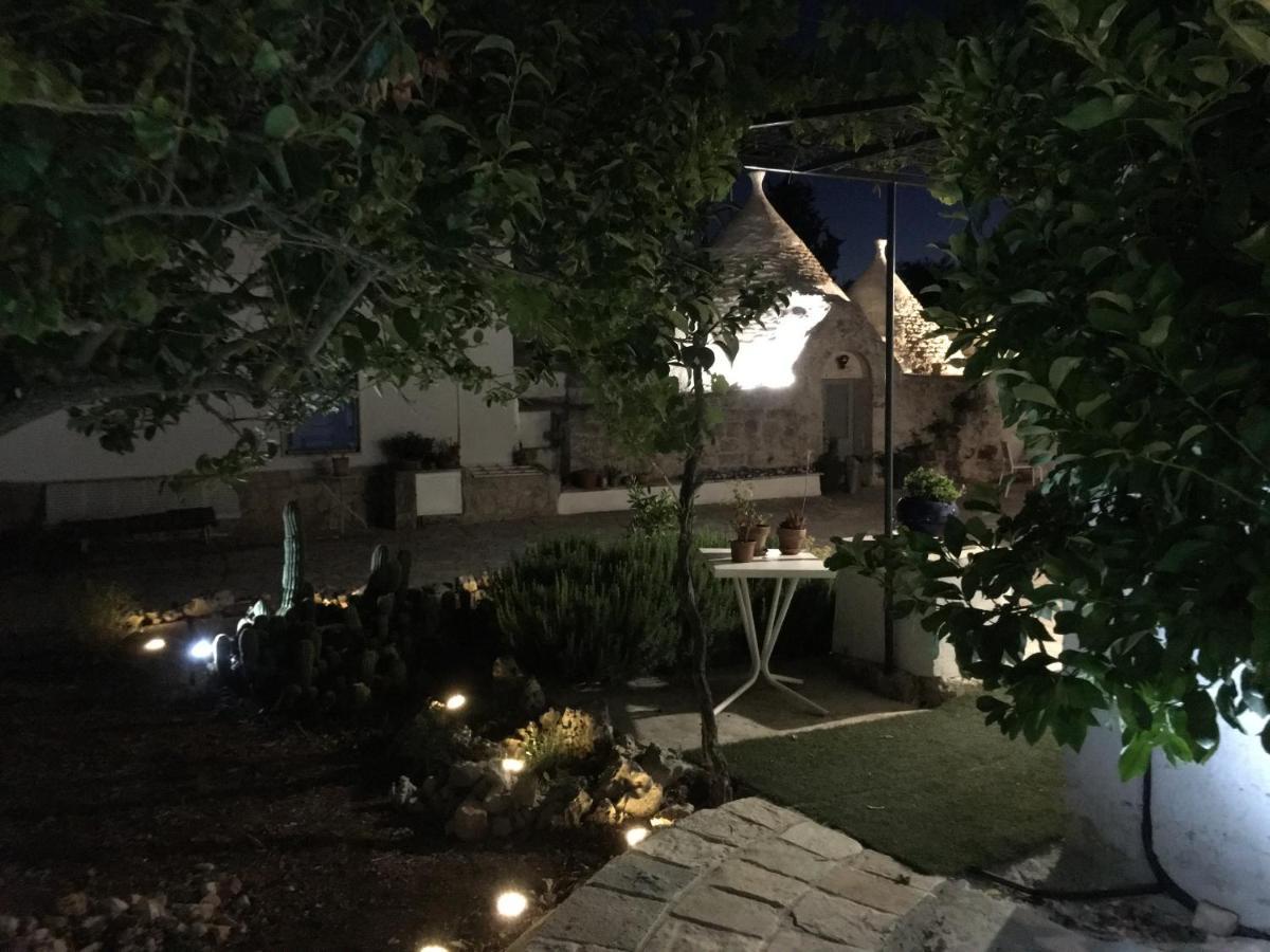 Trullo Giardino Sotto La Luna チェーリエ・メッサーピカ エクステリア 写真
