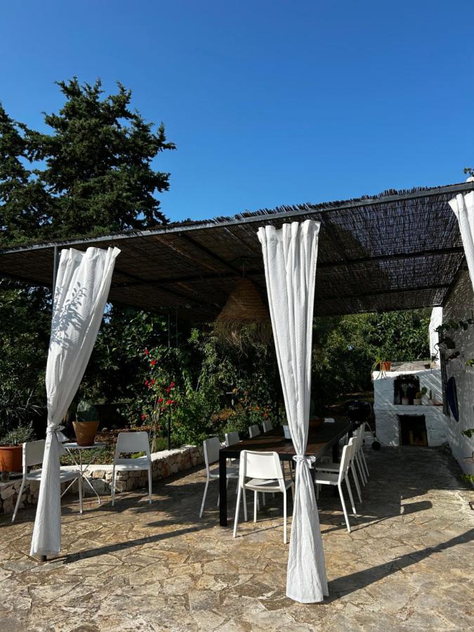Trullo Giardino Sotto La Luna チェーリエ・メッサーピカ エクステリア 写真