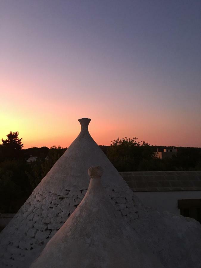 Trullo Giardino Sotto La Luna チェーリエ・メッサーピカ エクステリア 写真