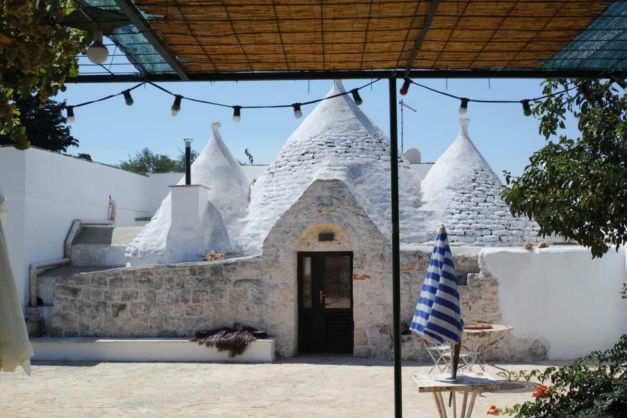Trullo Giardino Sotto La Luna チェーリエ・メッサーピカ エクステリア 写真